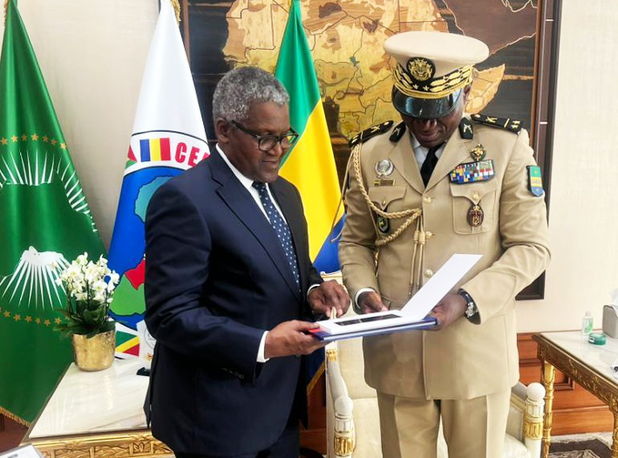 Gabon’s President invites Dangote to explore investment opportunities in their country’s Cement and Fertiliser sectors
