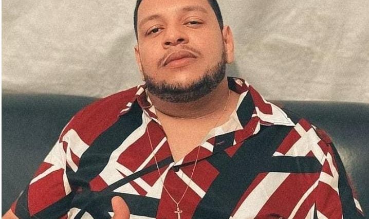 Brazilian singer Darlyn Morais dies after spider bite