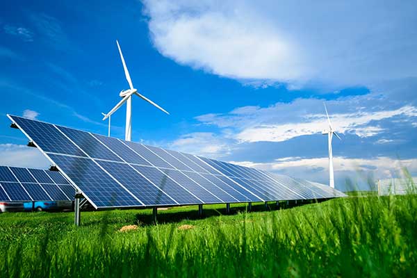 Clean energy drives $320 billion surge in global GDP - IEA