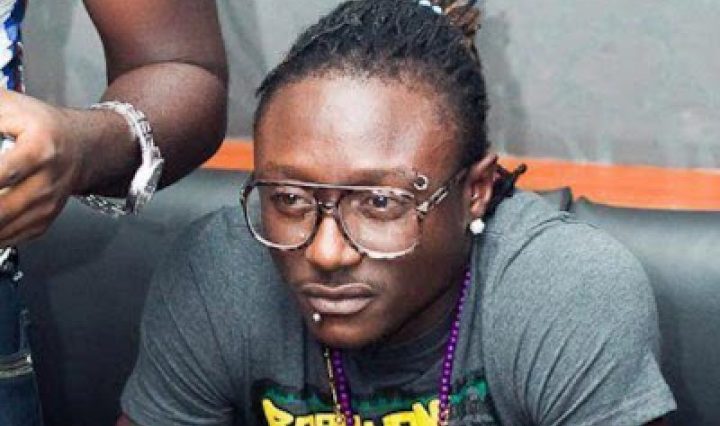 Singer Terry G celebrate100 days of ‘no smoking’