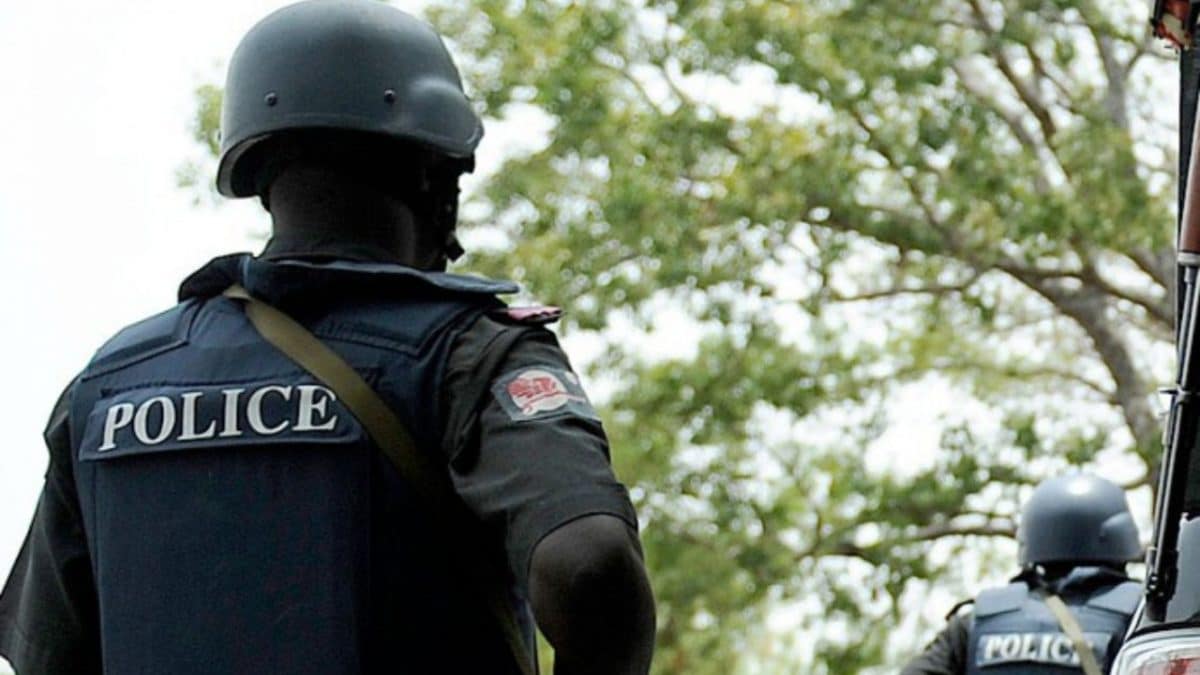 Ogun state police arrest four suspected robbers involved in an operation