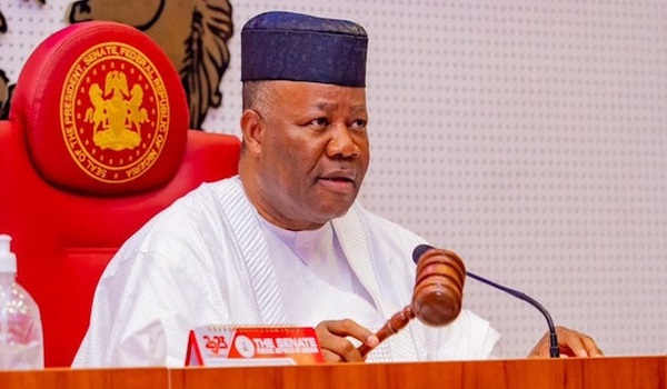 Akpabio lists governors and senators who may dump PDP for APC