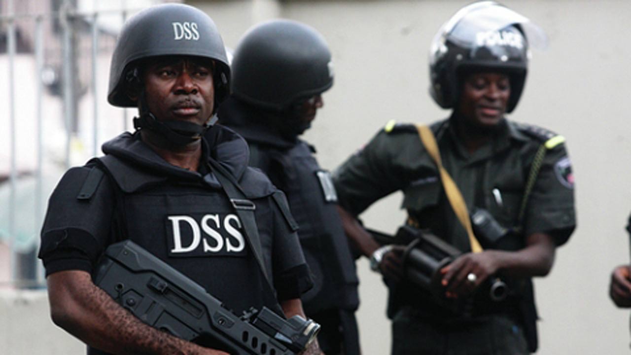 DSS Defies Judge's Warning, Invades Ogun Court, Arrests Defendants