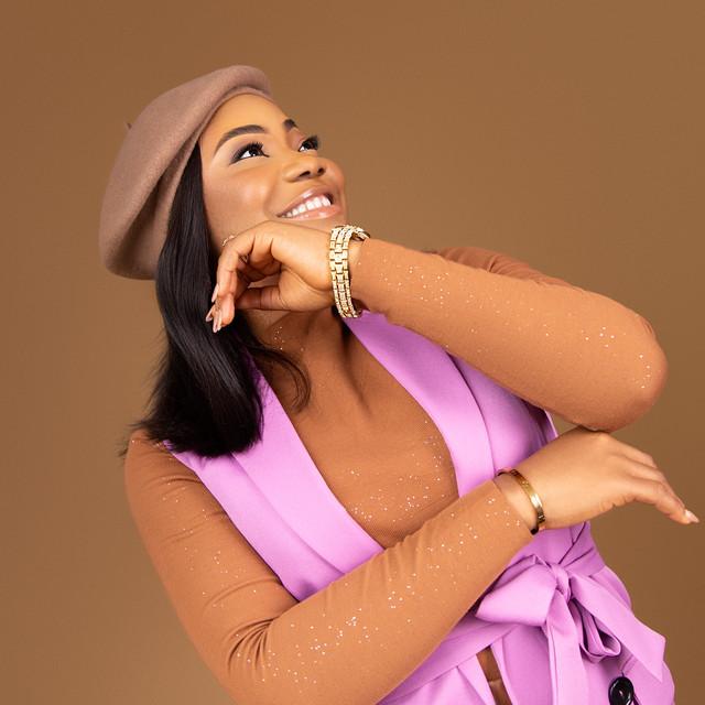 Mercy Chinwo celebrates hitting 100 million streams on Boomplay with her EP "Elevated"