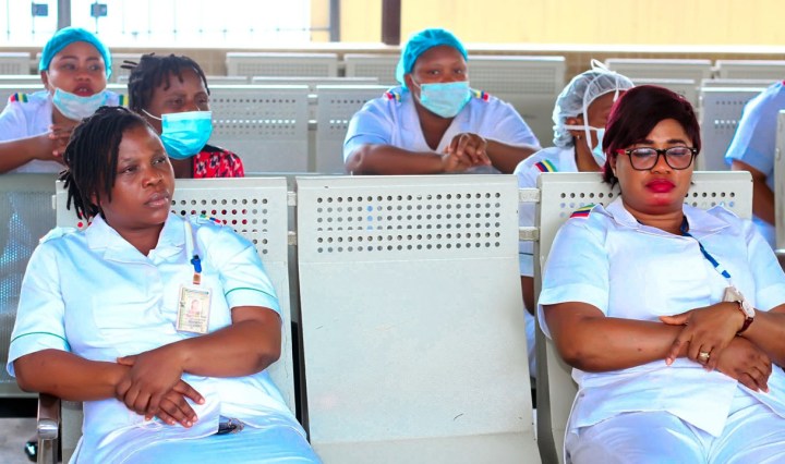 3,383 Nigerian nurses and midwives migrate to UK in a single year