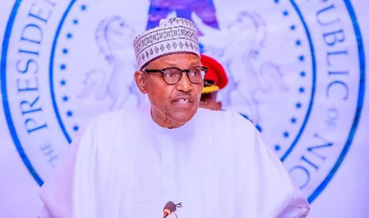 Buhari directs outgoing officials to declare assets as a measure to combat corruption