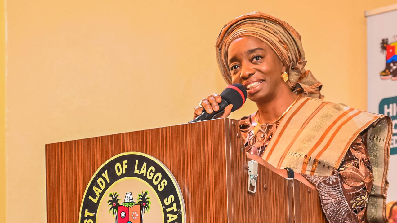 Sanwo-Olu's wife urges christians to embrace unity and peace