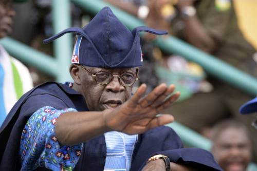 Tinubu orders DSS to leave EFCC office in Lagos, calls for amicable resolution