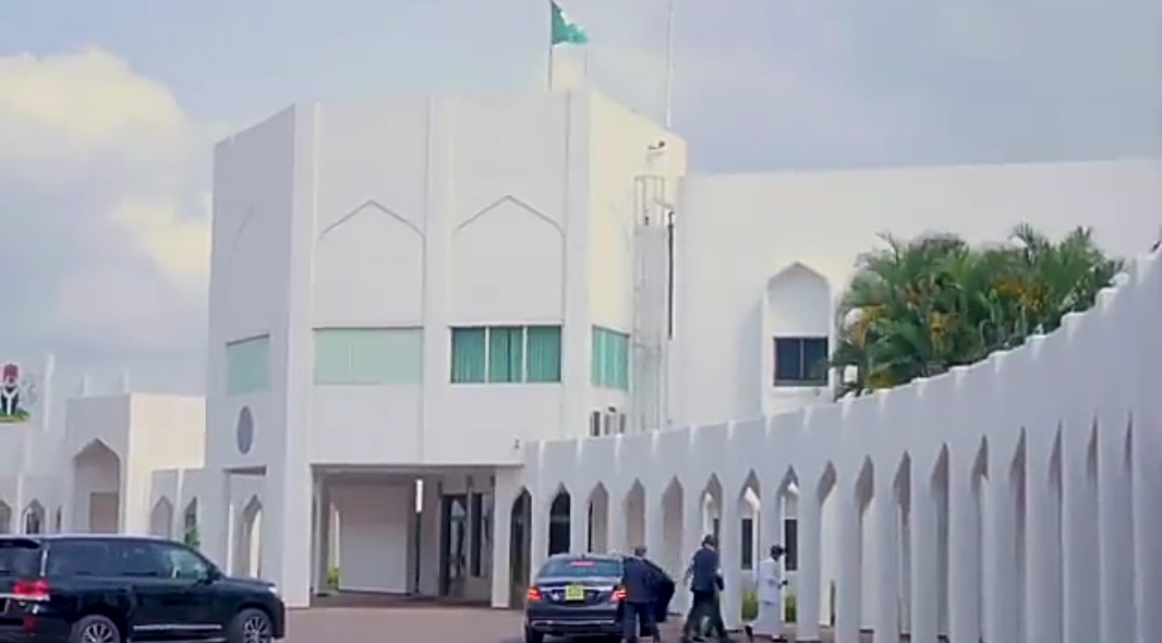Nigerian government refurbishes Aso Rock ahead of inauguration with total N14 billion budget, new furniture and repainted offices