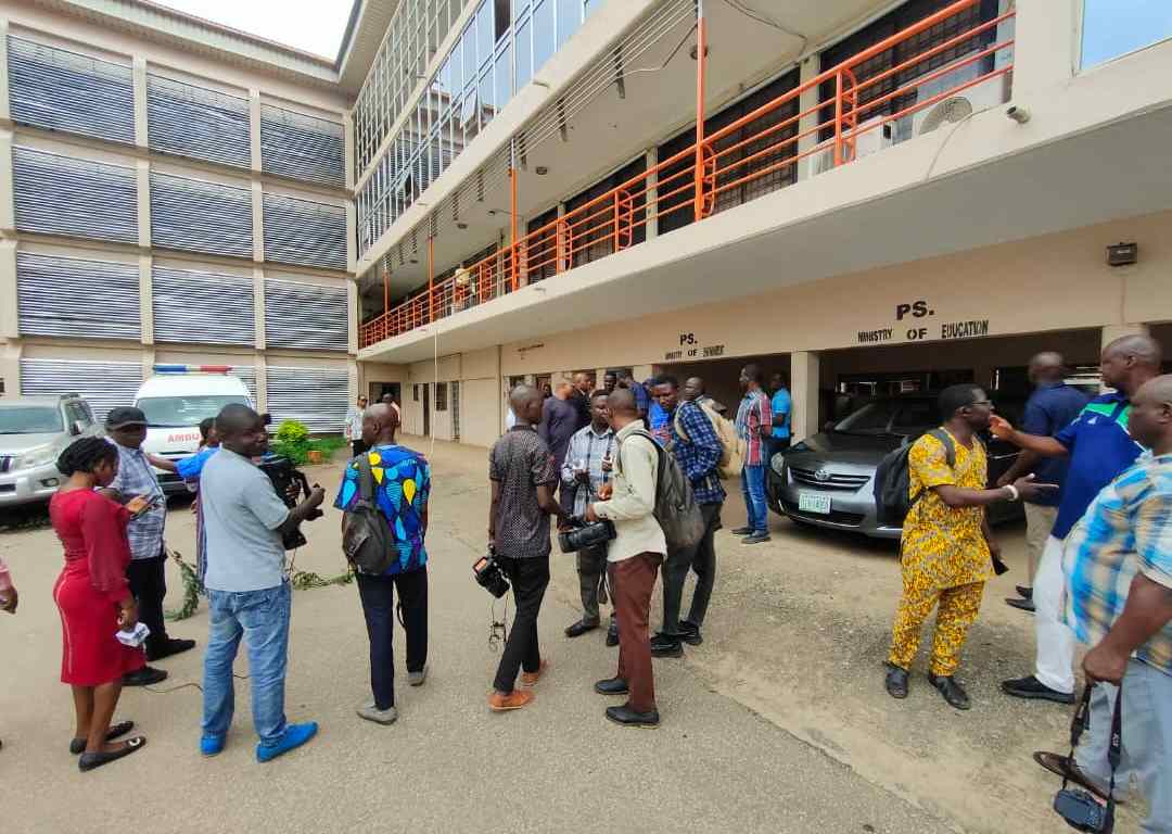 NLC imposes warning strike in Ondo amid accusations against head of service