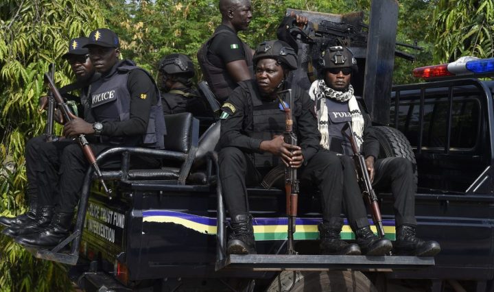 Joint security operatives kill two suspected armed robbers in Anambra, arrest four others