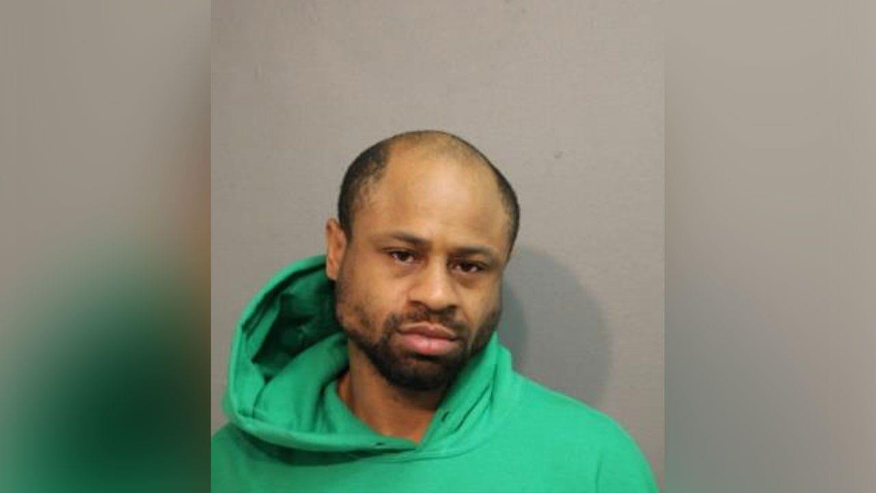 Chicago man arrested for robbing same store 11 times in 5 months