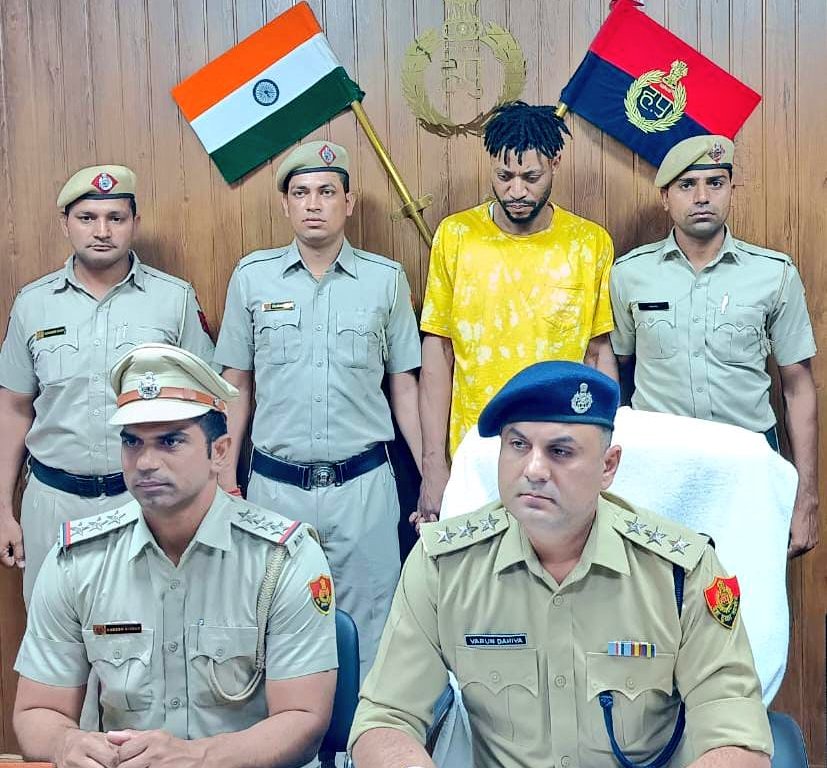 Nigerian nationals arrested in India for swindling women on Instagram