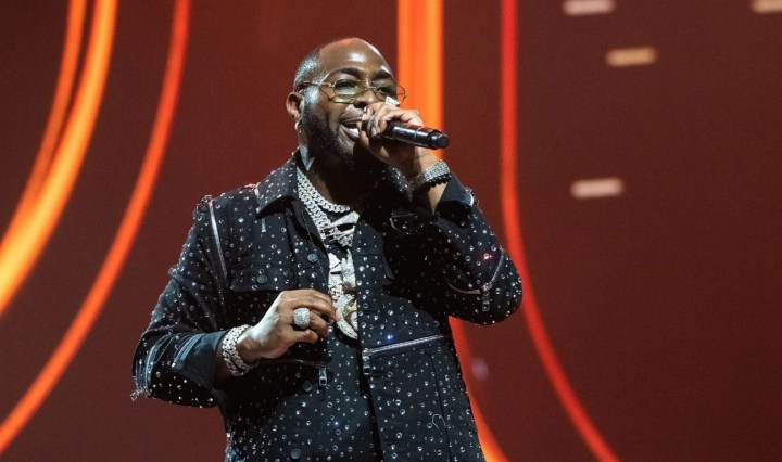 Davido reveals top three favorite artists