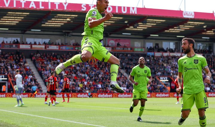 Casemiro's spectacular goal propels Manchester United to victory and champions league hope