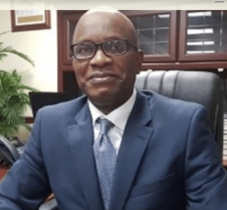 Burial of Nigeria's ambassador to France, Kayode Laro, takes place in ilorin