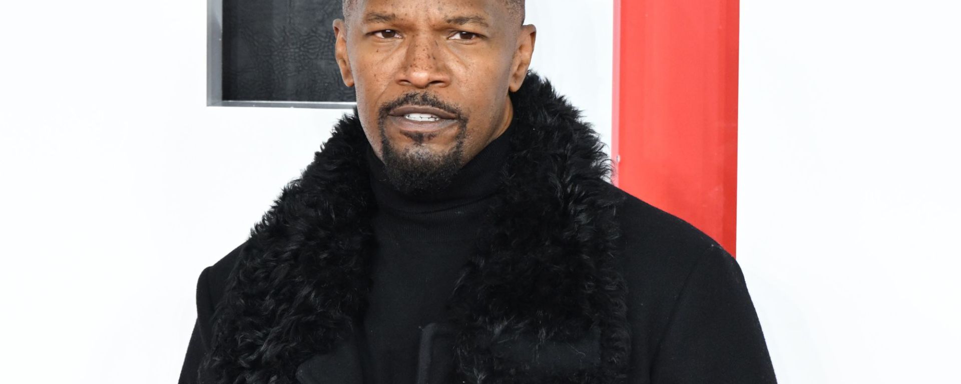 Jamie Foxx's daughter denies reports of father's critical illness