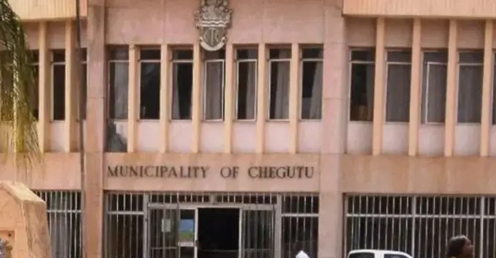 Man dresses as woman to catch cheating wife