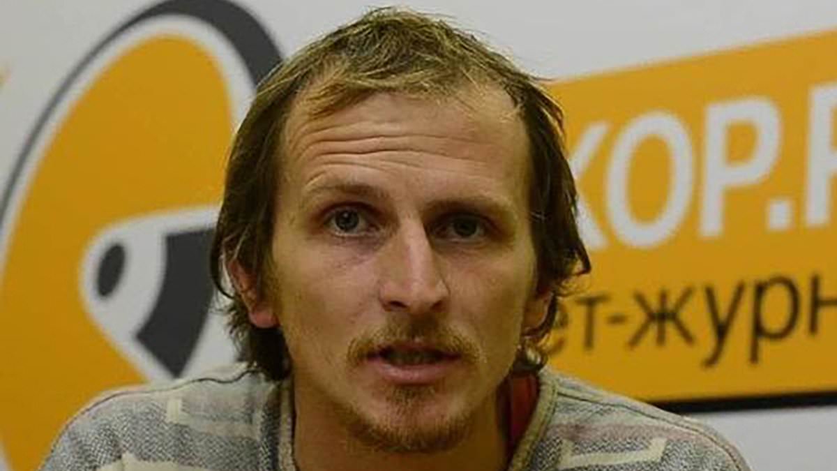 Russian war journalist found dead on roadside after pledging to expose 'gigantic corruption' in Putin's government