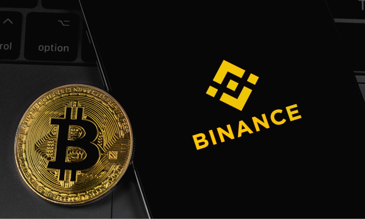 FG detains two Binance executives