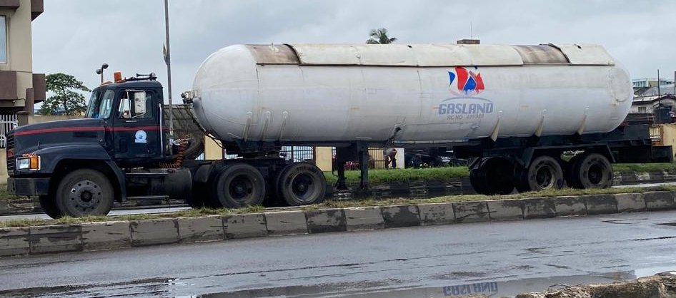 LASTMA prevents potential fire outbreak on Lagos stadium bridge