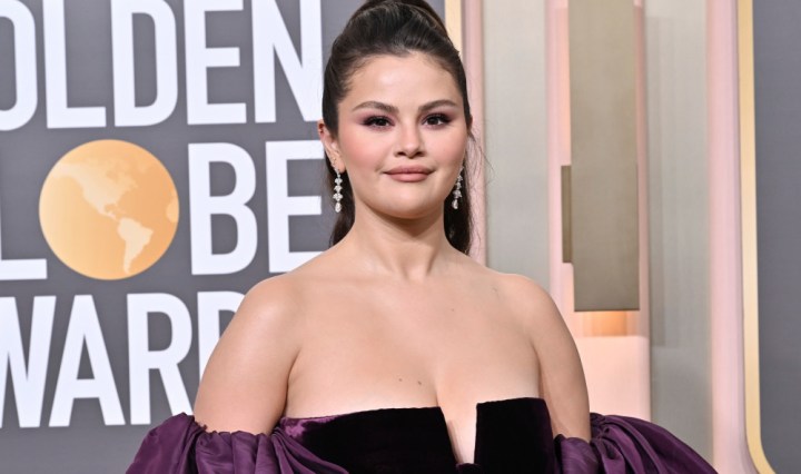 American singer Selena Gomez announces social media break