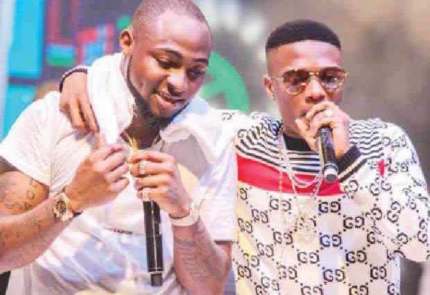Davido recalls Wizkid and D’banj visiting his studio