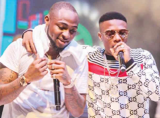 Davido recalls Wizkid and D’banj visiting his studio