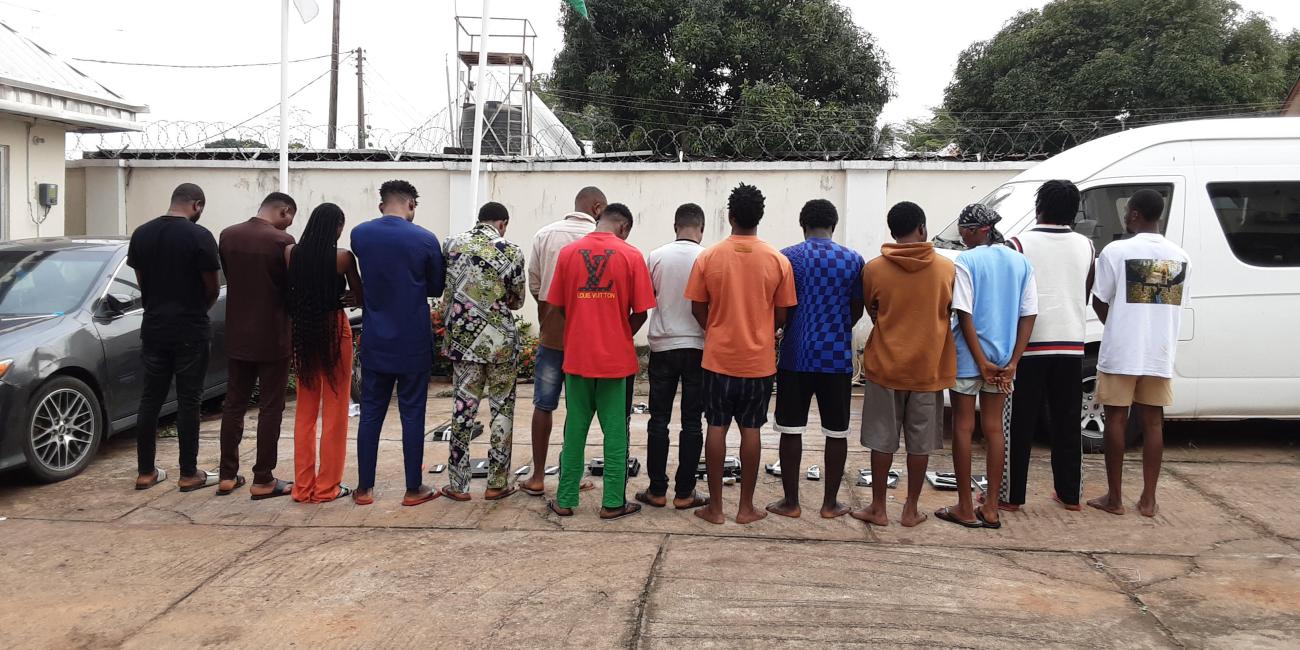 EFCC raids cybercriminals' hideout in Makurdi, arrests 14 suspects