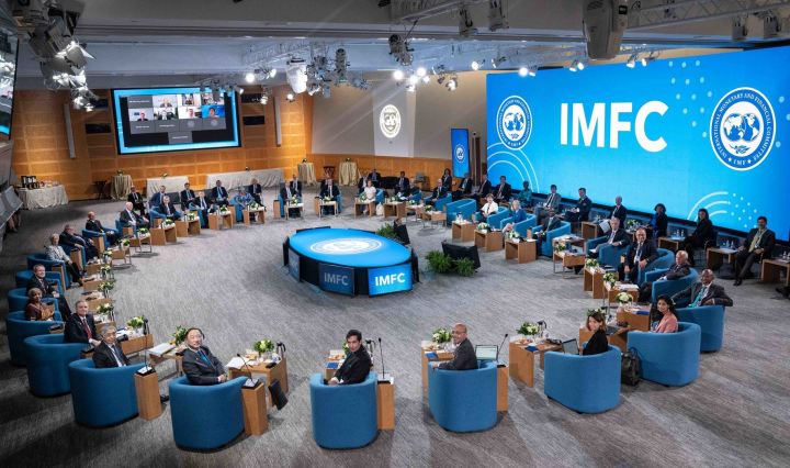 IMF chief urges United States to resolve debt dispute without delay