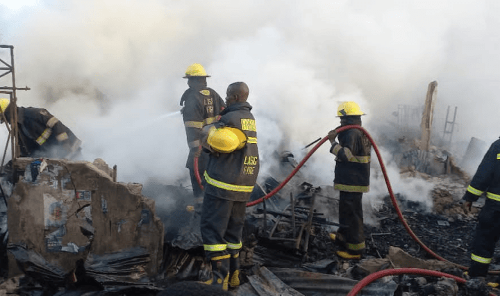 Fire engulfs Nigerian air force base in Abuja, prompting emergency response