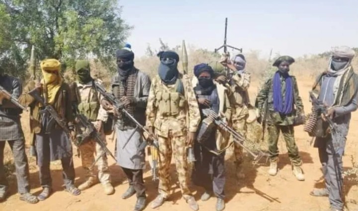 Bandits shoot one and abduct 10 construction workers in Zamfara
