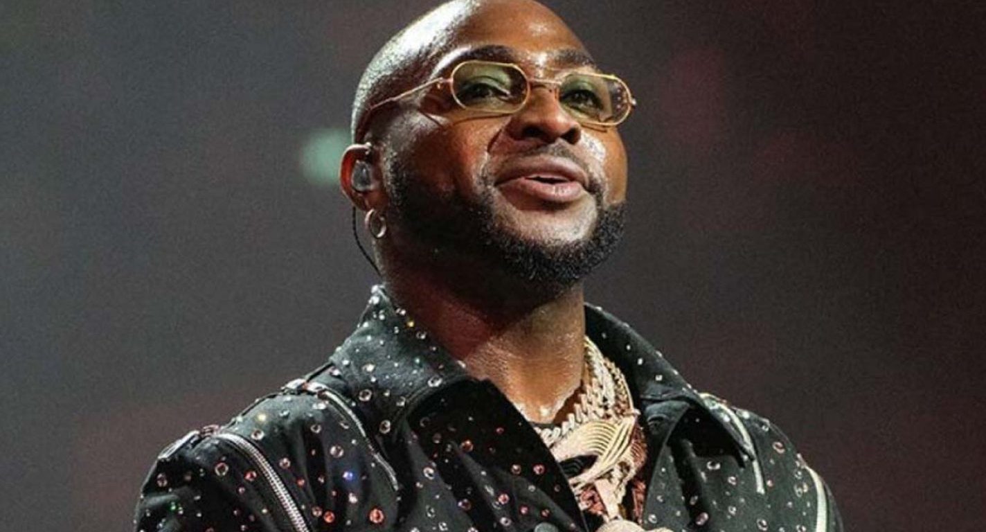 Davido names Ronaldo as his GOAT over Messi