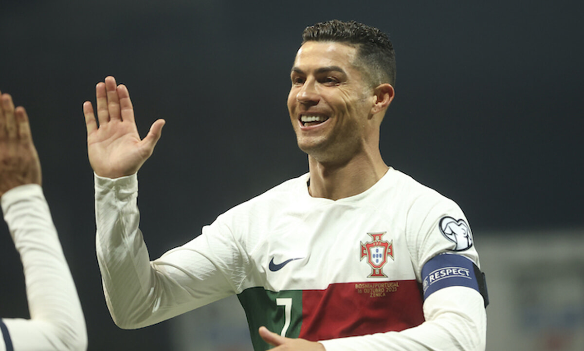 Ronaldo playfully states retirement plans in ten years despite turning 39 soon